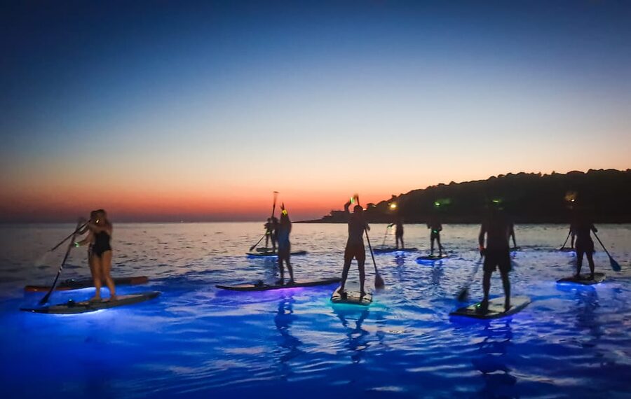 1.5-hour Clear Kayak Rental: Discover the Underwater World - Is $32 a Fair Price?