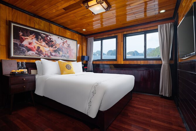 1 night Halong Bay Cruise-Titov Island,Surprise Cave,kayak,meals - Sunset, dinner, and the overnight cabin
