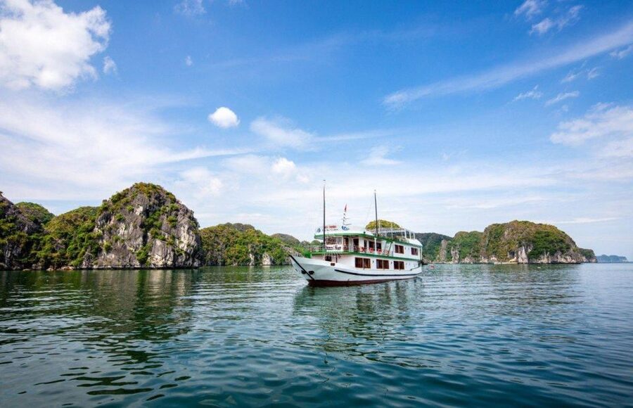 2-Day Lan Ha Bay & Cat Ba Cruise w/ Kayaking, Biking & More - Guide quality and the value of the package