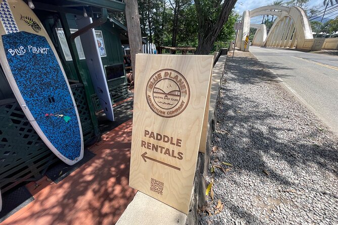 2 hour tandem kayak rental at our private launch area in Hale'iwa - The best fit for couples, families, and first-timers