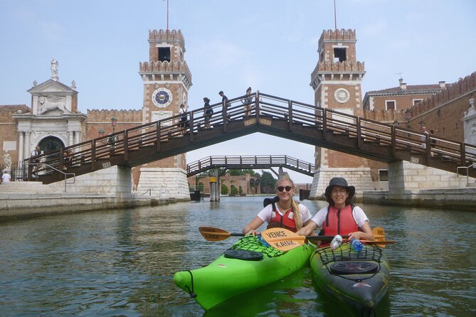2 Hour Venice Canal Kayak Tour - Premium experience by day - Why Kayaking Venice Changes the City