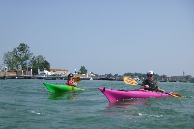 2 Hour Venice Canal Kayak Tour - Premium experience by day - Out to the Lagoon for the Big View