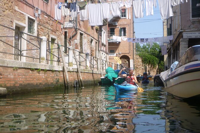 2 Hour Venice Canal Kayak Tour - Premium experience by day - Starting at Calle Tornielli
