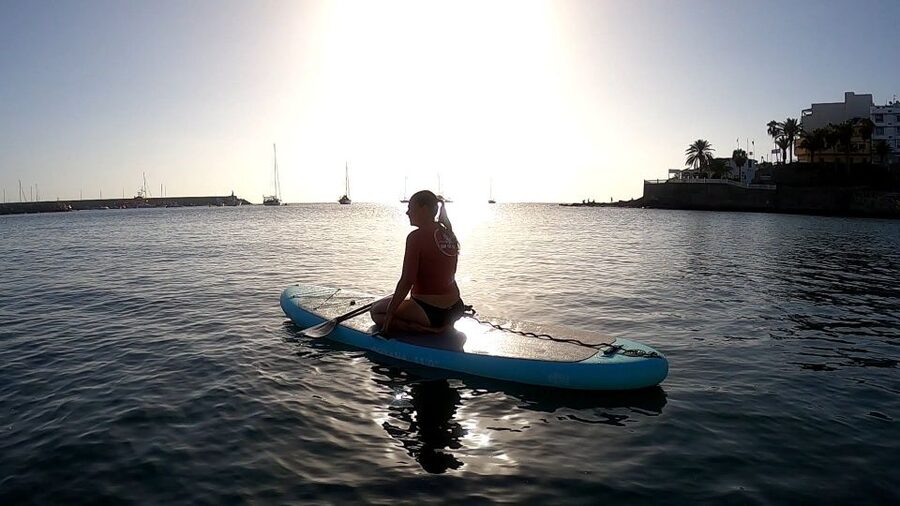 2h Sunset Paddle Board Session in Gran Canaria - Stretching, cooling down, and the real value of $58
