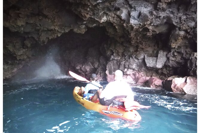 3.5 Hour Kailua-Kona Ocean Kayak and Snorkel Tour - Getting ready with a lifeguard-trained guide