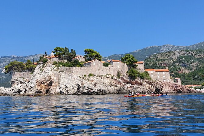 3.5-Hour Kayak Tour from Beсiсi to Sveti Stefan Island - Reaching Sveti Stefan by kayak