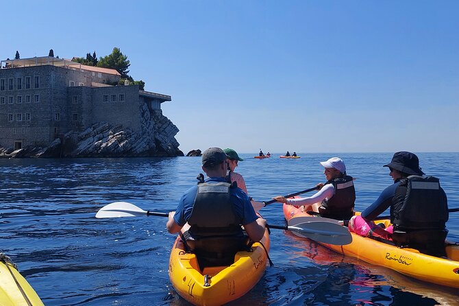 3.5-Hour Kayak Tour from Beсiсi to Sveti Stefan Island - Who will enjoy this most?