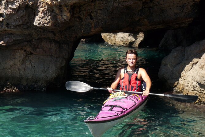 3 Hour of Sea Kayak Trip in the Creeks of Sete - When the caves are closed, Sète’s canals take over