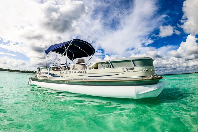 3 hr Pontoon Tour with access to Beach Club and Free Kayaks - Cenote de la Bruja and the natural side of Bacalar