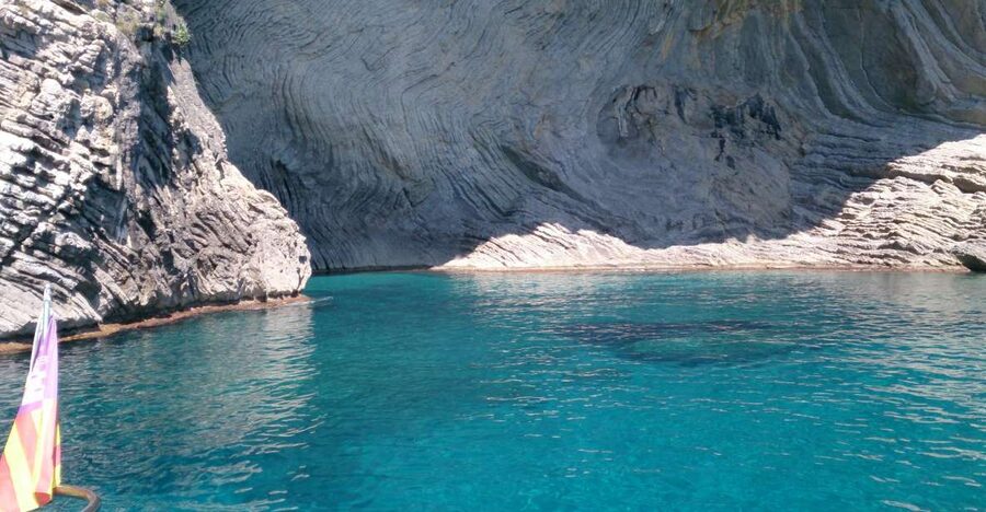 3hr Sunset Trip Drinks, Tapas SUP, Snorkel - Setting out from Port d’Alcudia at 18:00
