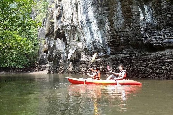 5 Hours Kilim Mangrove Kayaking Sharing Tour (With Hotel Pickup) - What This Langkawi Tour Really Includes