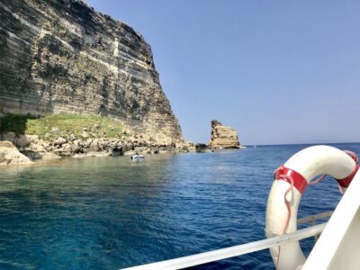5 hours Lampedusa: Boat Tour with panino SUP e snorkeling