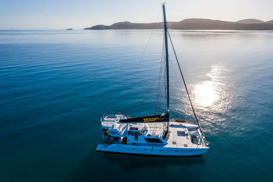 Airlie Beach: Whitsunday Islands Sailing, SUP & Snorkel Tour - Morning tea with room to settle in