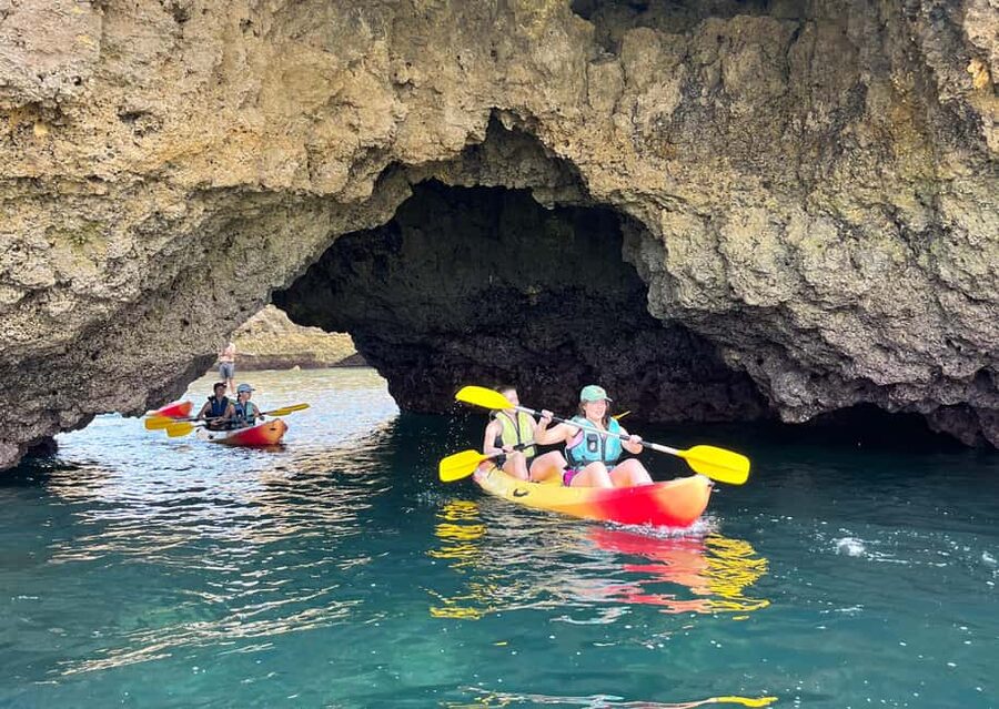 Albufeira: Hidden Beaches & Cliffs Guided Kayak Cave Tour - Starting at Praia do Castelo