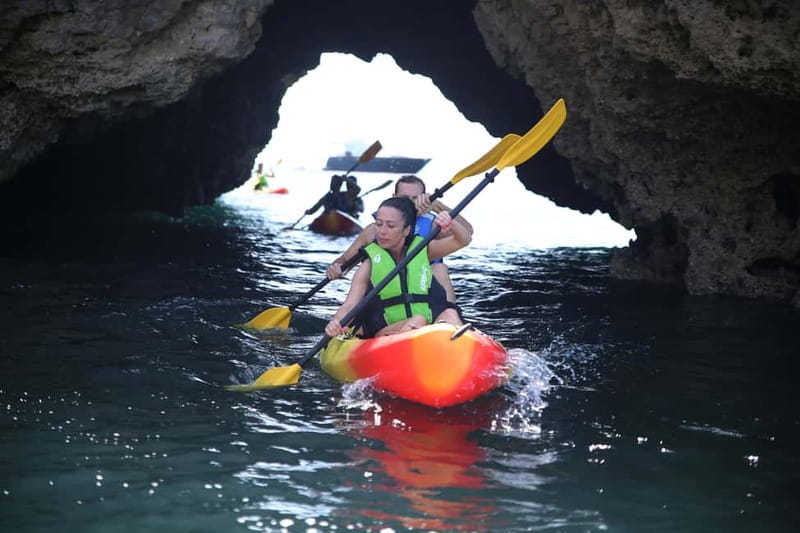 Albufeira: Hidden Beaches & Cliffs Guided Kayak Cave Tour - The main pause at Praia das Salamitras