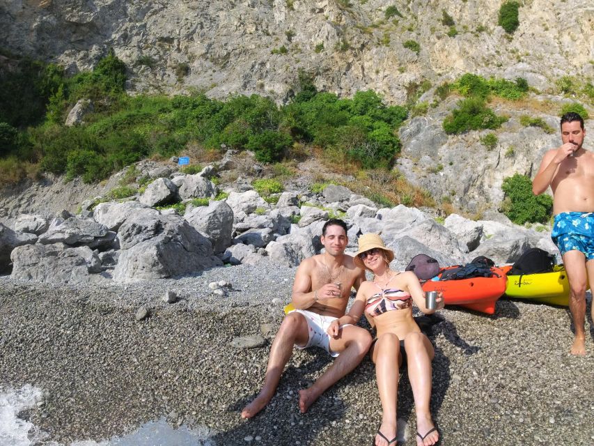 Amalfi: Kayak-Snorkel to Pandora Cave, Hidden Beach & Drinks - Snorkeling and swimming conditions