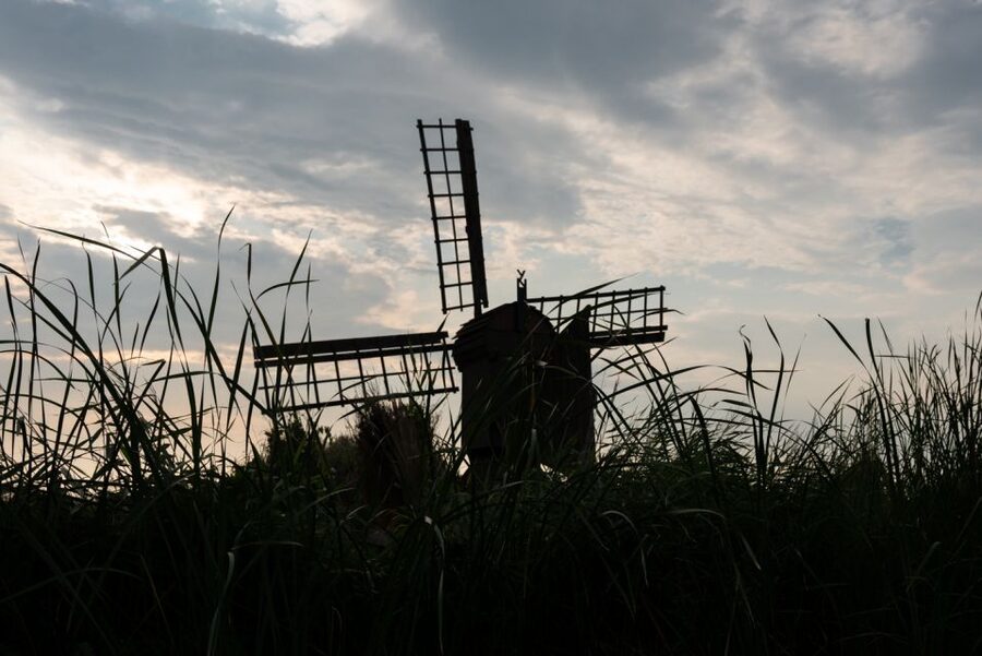 Amsterdam: 2-Hour Guided Canoe Trip - The halfway drink and what to bring