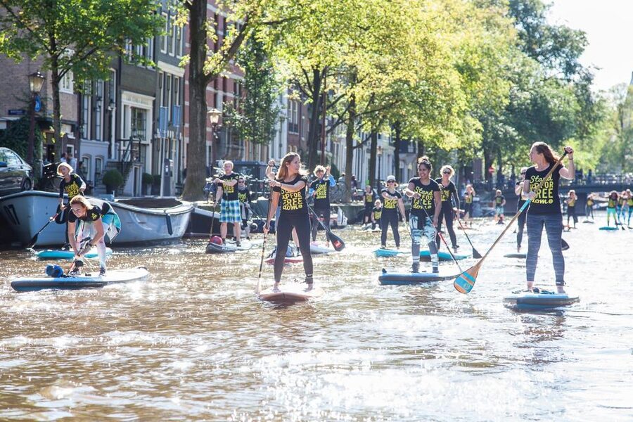 Amsterdam: 2-Hour Stand Up Paddle Board Tour - The Nautical Museum and the historic ship