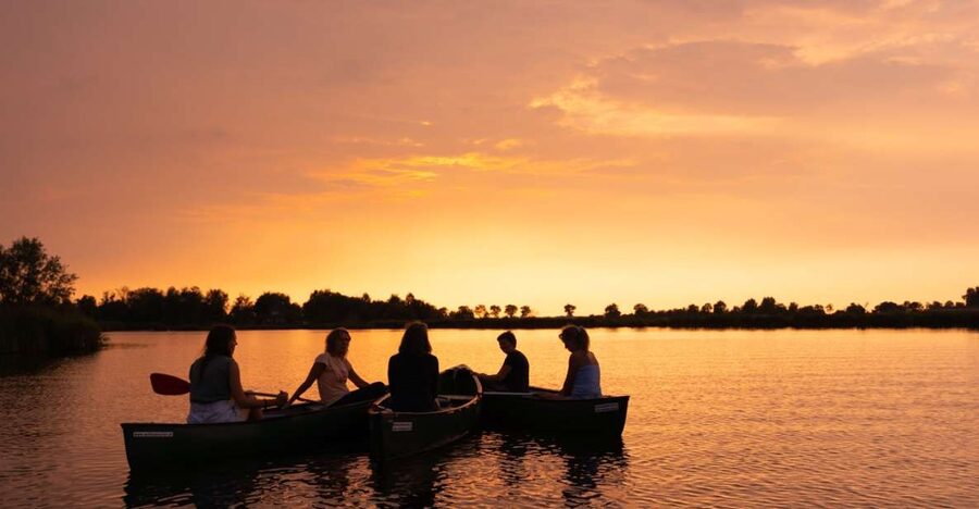 Amsterdam: Dutch Countryside Sunset Canoe Tour - Leaving Amsterdam Noord for the Dutch countryside