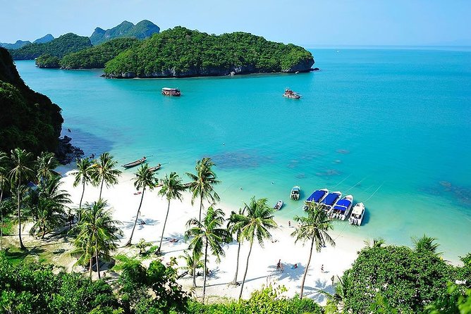 Angthong National Marine Park by Speed Boat with Snorkeling & Kayaking - Climbing above the Emerald Lagoon at Koh Mae Koh
