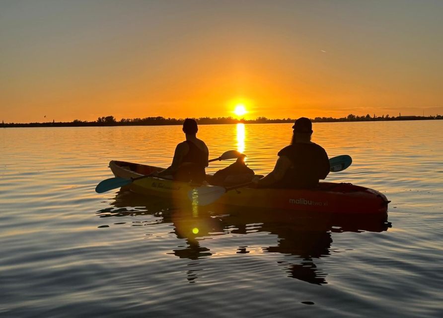 Anna Maria Island and Bradenton: Sunset Kayak Dolphin Tour - Island exploration and the part that may not suit everyone