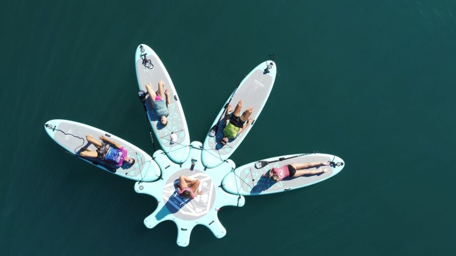 Arguineguín: Stand-up Paddleboard Yoga Class with Instructor - Equipment, sun protection, and safety