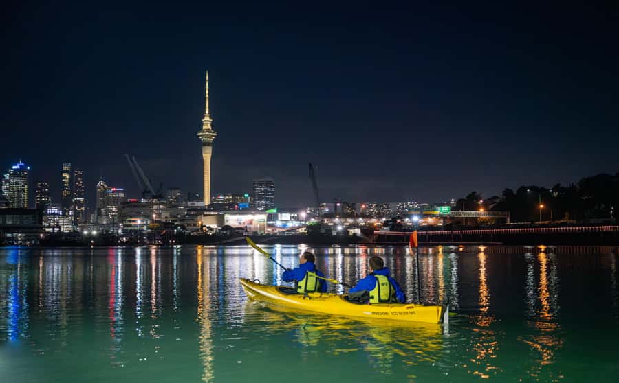 Auckland: City Lights Night Kayak Tour - Meeting at Z Pier and getting ready