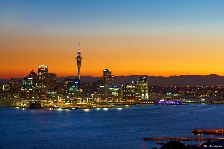 Auckland: Sunset & Night Sea Kayak Tour to Rangitoto Island - The paddle toward Rangitoto Island