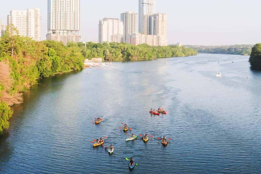 Austin: Downtown Skyline Kayaking Tour - Learning to paddle before the skyline appears