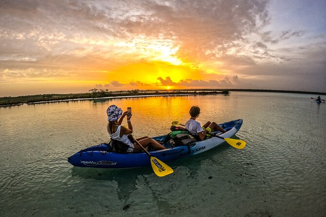 Bacalar Sunrise in Kayak - Starting at 5:30 a.m. on Avenida 5