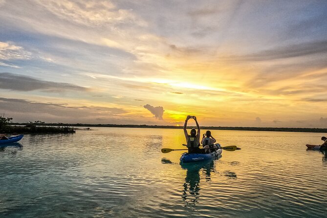 Bacalar Sunrise in Kayak - Breakfast After the Water
