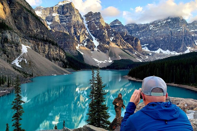 Banff/Canmore Moraine Lake & Lake Louise– Hike, Canoe or Sightsee - Who gets the best value from $156.97?