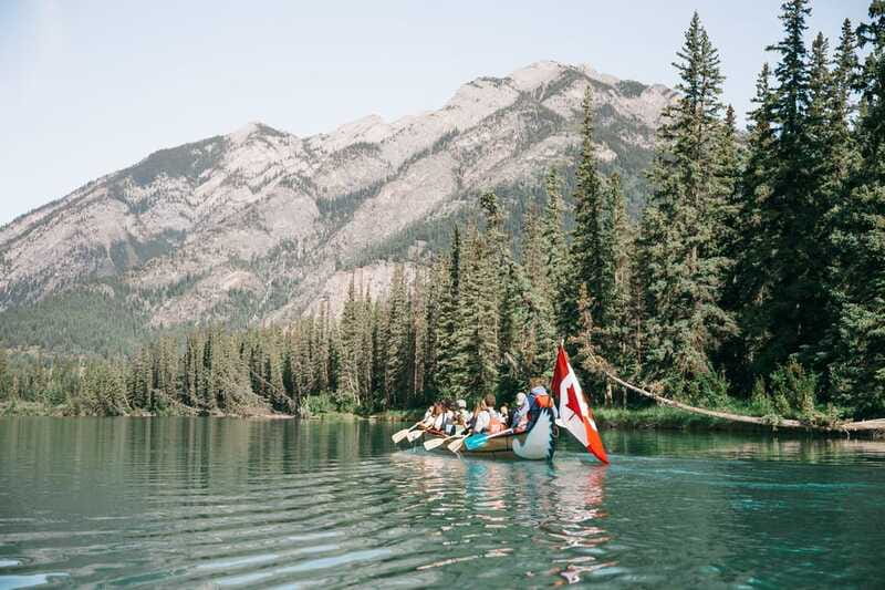 Banff National Park: Big Canoe River Explorer Tour - Finishing with lemonade on shore
