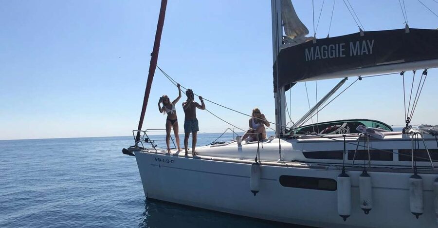 Barcelona: 2-Hour Sailboat Tour with Paddle Boarding - The swim stop and paddle board session