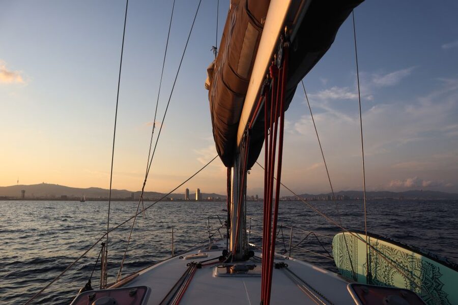 Barcelona: 2-Hour Sailboat Tour with Paddle Boarding - Practical advice for a smoother outing