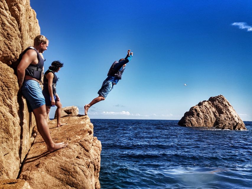 Barcelona: Costa Brava Tour with Kayak & Lagoon Snorkeling - The Camino de Ronda walk near Sant Feliu de Guíxols