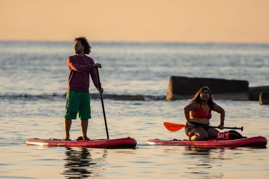 Barcelona: Paddlesurf Rental Barceloneta beach (75min) - Should you book this paddleboard rental?
