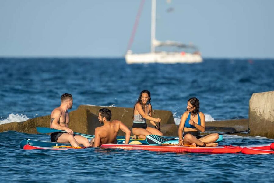 Barcelona: Paddlesurf Rental Barceloneta beach (75min) - Picking up the board near Barceloneta