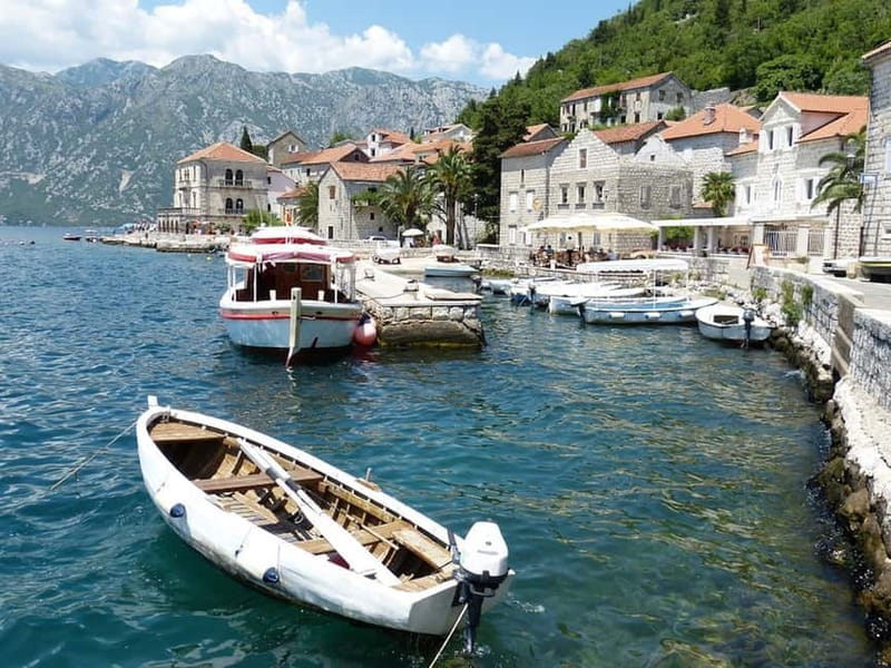 Bay of Kotor: 2-Hour Stand Up Paddle Board Tour - Key points to know before you book