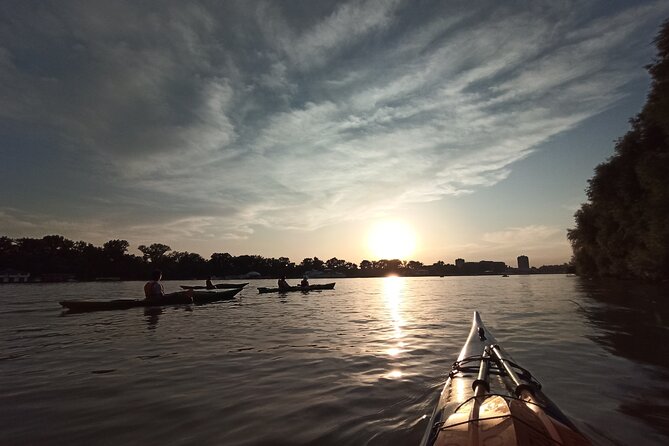 Belgrade sunset kayak tour - What is included, and what you still need