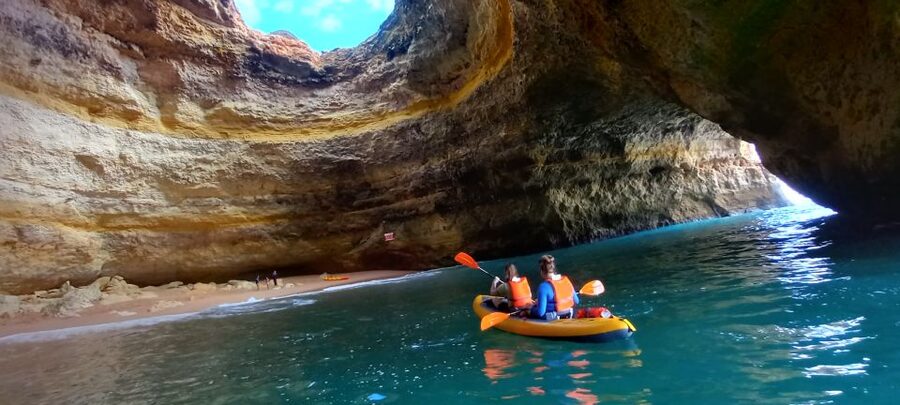 Benagil Caves: small group Kayaking Tour with a Local Guide - The beach briefing and first paddle