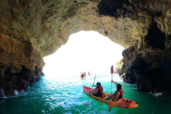 Benagil Kayak - Stop one: Algar de Benagil