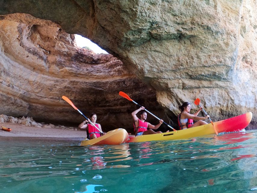 Benagil: Kayaking Adventure in Benagil Caves & Marinha Beach - Meeting at Benagil Beach and getting ready