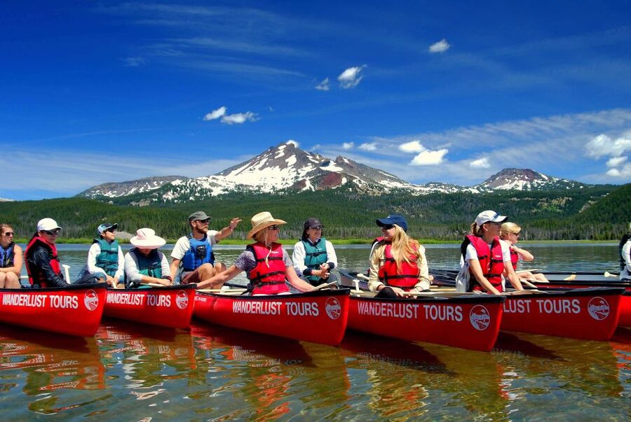 Bend: Half-Day Brews & Views Canoe Tour on the Cascade Lakes - Paddling into the high-country views