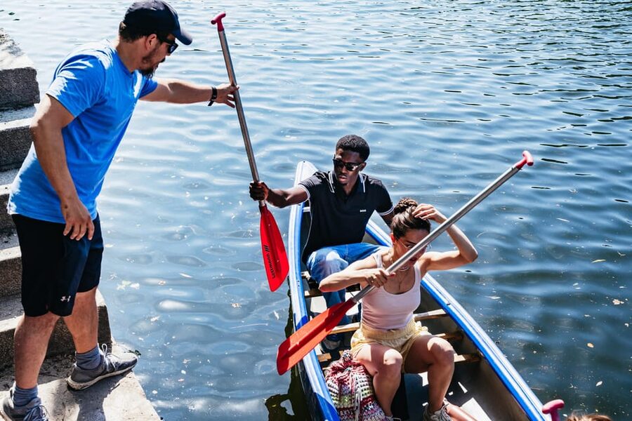 Berlin: Guided Tour by Canoe - Länderdreieck and the route toward Molecule Man