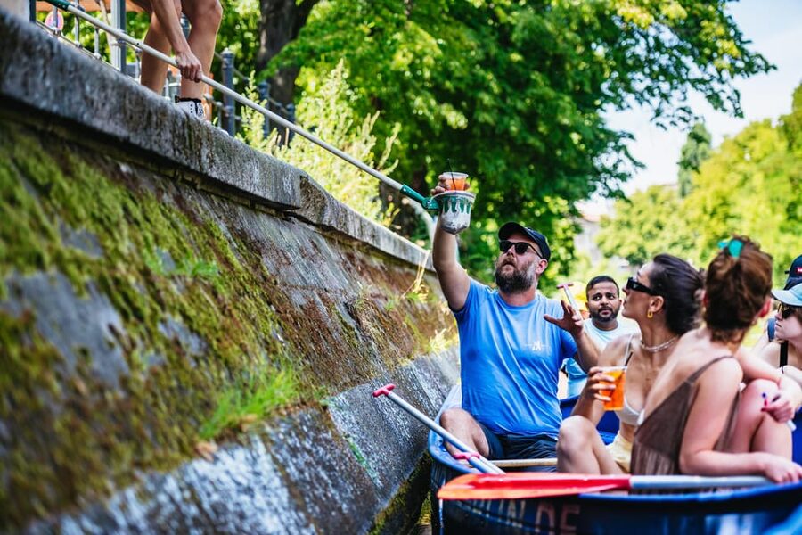 Berlin: Guided Tour by Canoe - Weather, comfort, and practical preparation