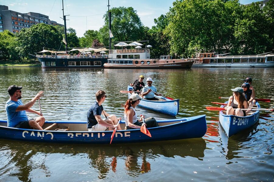 Berlin: Guided Tour by Canoe - Who will enjoy this Berlin canal tour?