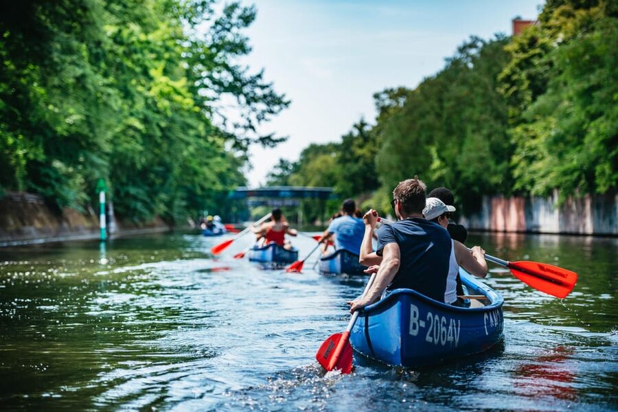 Berlin: Guided Tour by Canoe - Should you book the canoe tour?