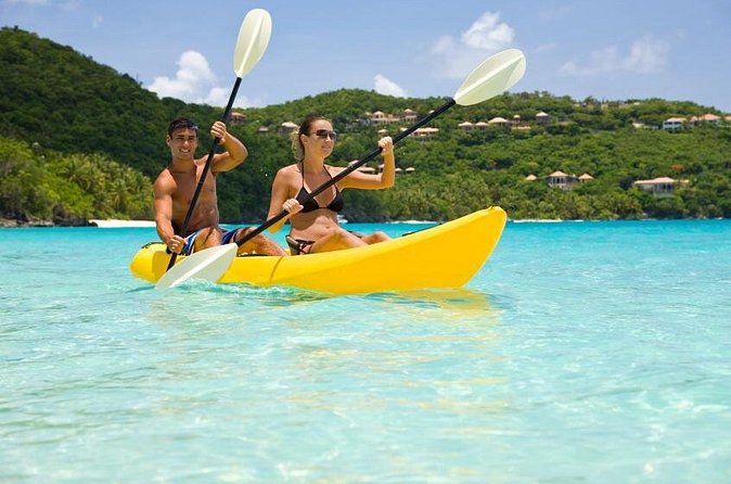 Bermuda Kayak Eco-Tour - Along the rocky shore of Daniel Head