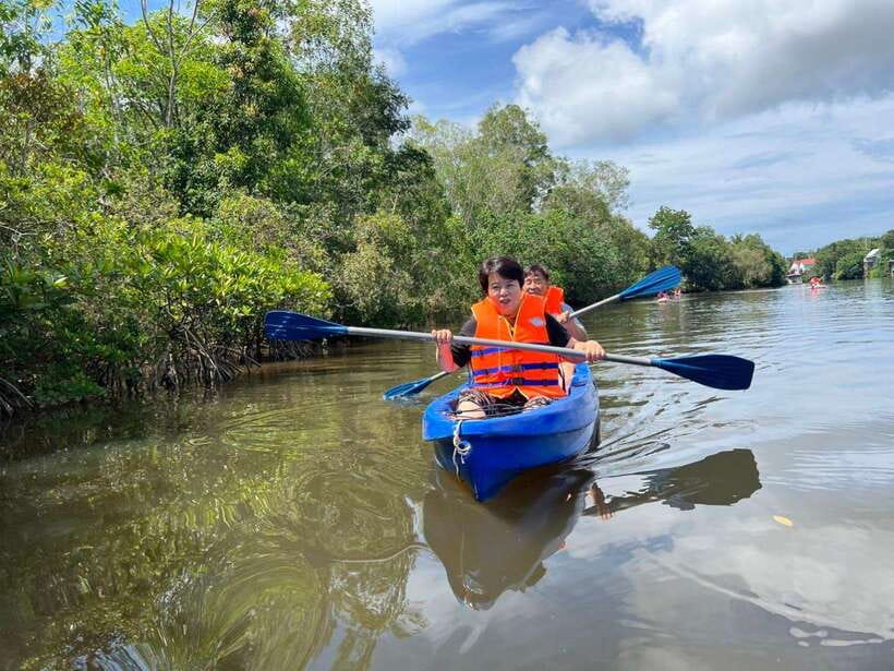 Best Seller Northern Phu Quoc & Kayak Aventure with lunch - Ganh Dau Beach and Cambodia across the water